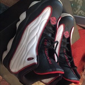 Jordan pro strong bg shoes